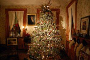 Christmas Baldwin Reynolds